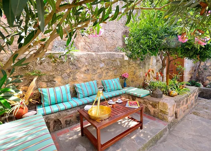 Aria Di Rodi Apartment *